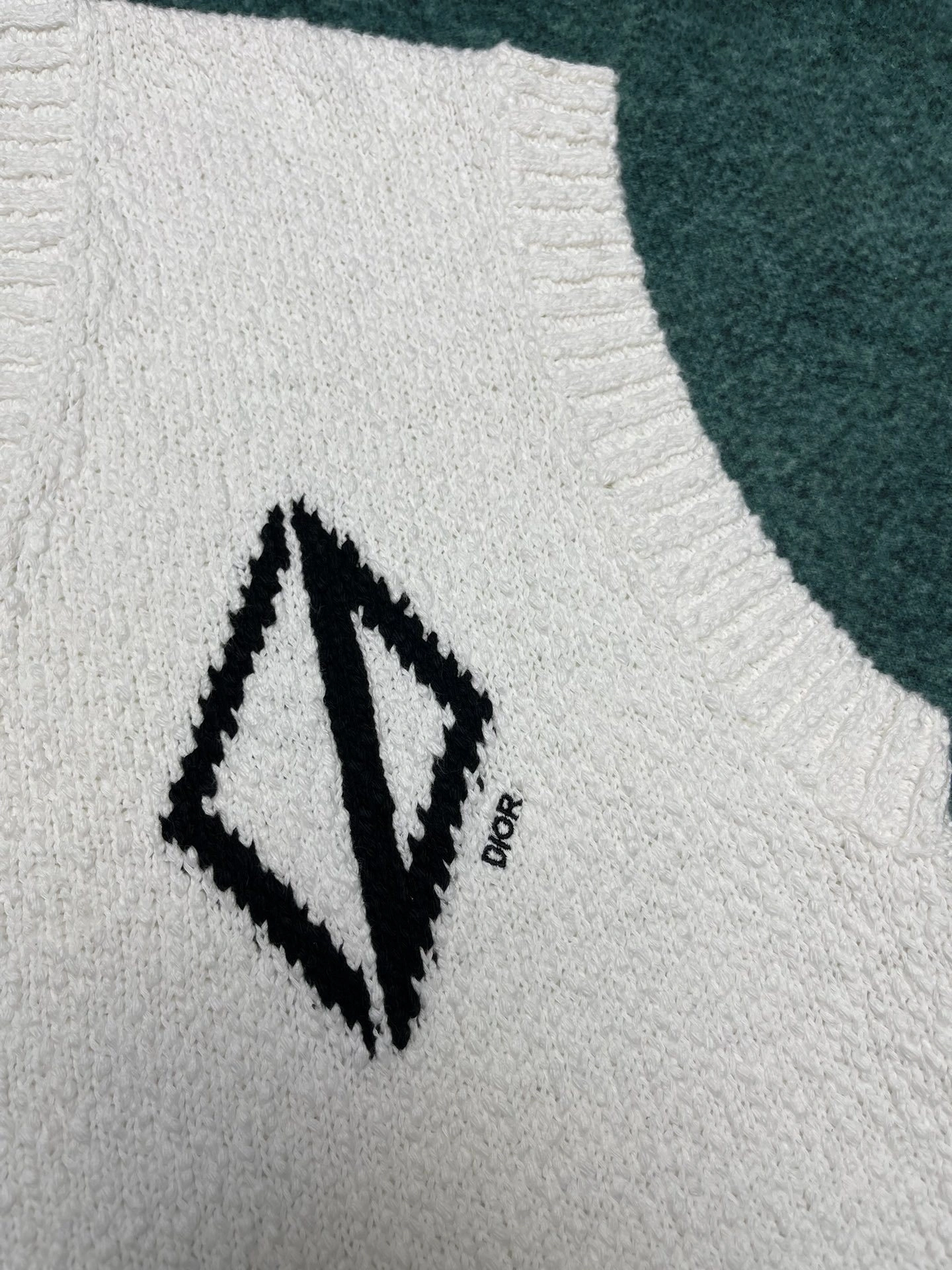 wg.luxury- 4ior Diamond embroidery item:E-F409D2815